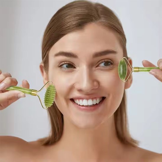 Gua sha visage tout le visage